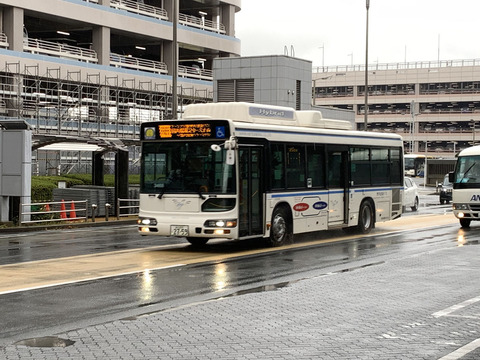 羽田空港国内線ターミナル巡回バスIMG_3047.jpg